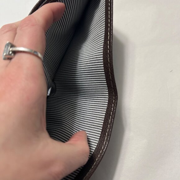 Timberland Genuine Leather Bi-Fold Wallet - Picture 6 of 7